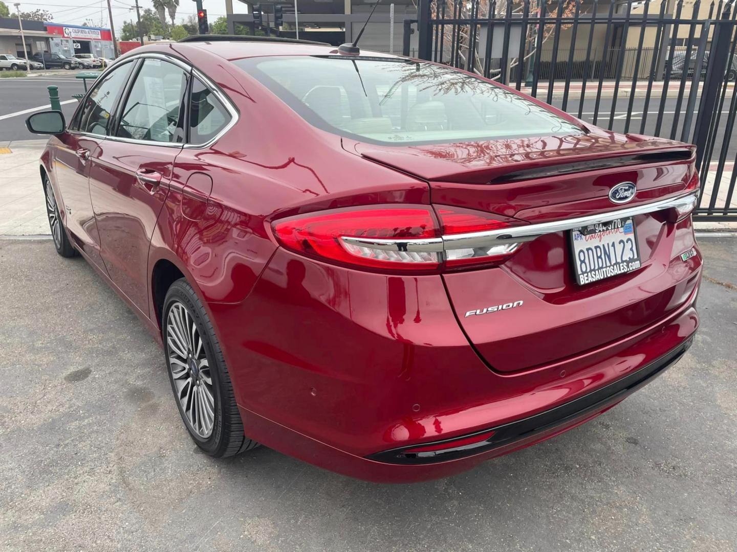 2018 RED /White Gold Ford Fusion Energi (3FA6P0SU8JR) , located at 744 E Miner Ave, Stockton, CA, 95202, (209) 944-5770, 37.956863, -121.282082 - Photo#9
